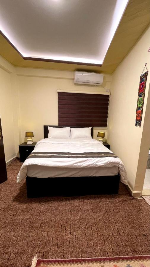 Ad Deir Guesthouse Wadi Musa Eksteriør billede