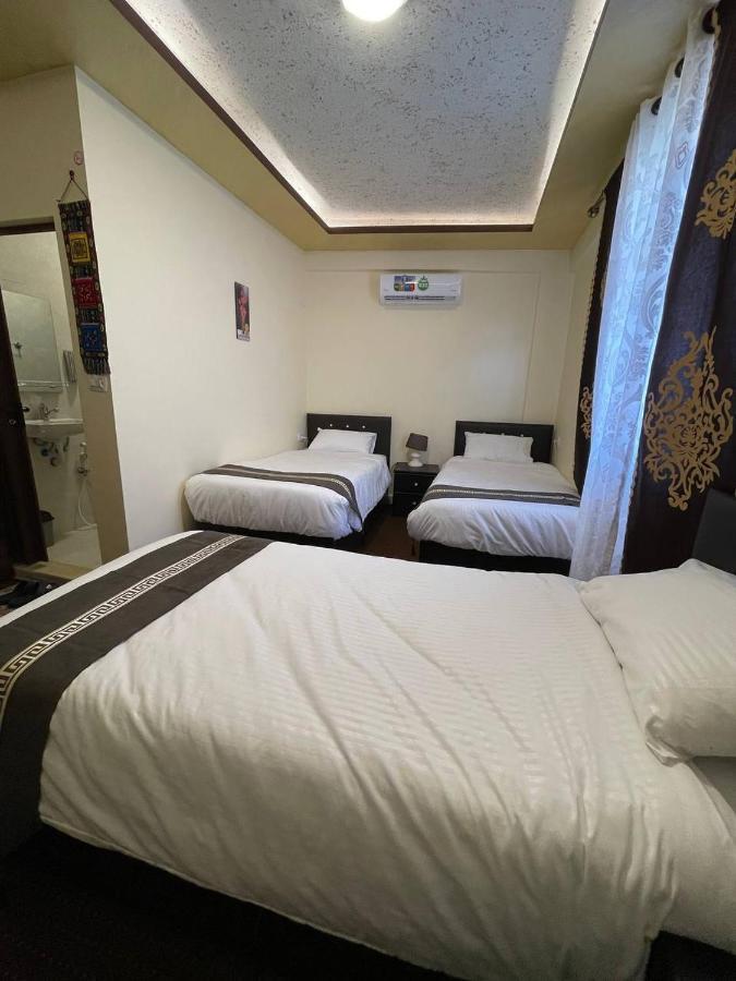 Ad Deir Guesthouse Wadi Musa Eksteriør billede